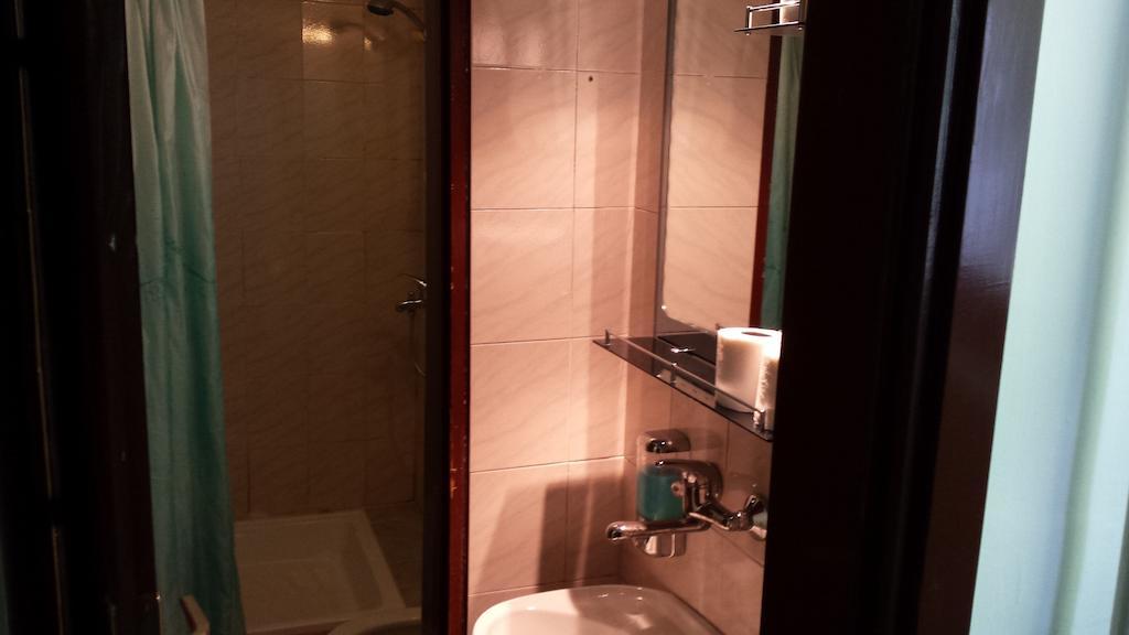 Guest House Gaja Novi Sad Ruang foto
